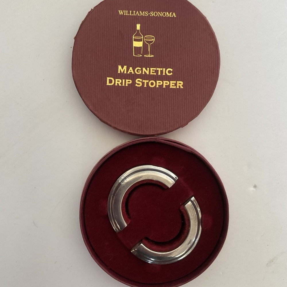 Williams Sonoma Vintage Wine Bottle Drip Stopper